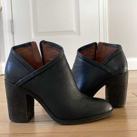 Lucky Brand leather booties - Picture 5 of 6